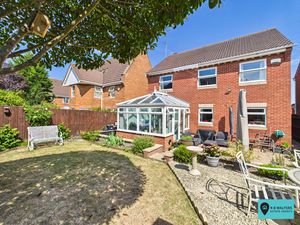 Garden - click for photo gallery